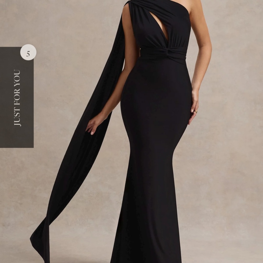 Club L London Black One-Shoulder Gown